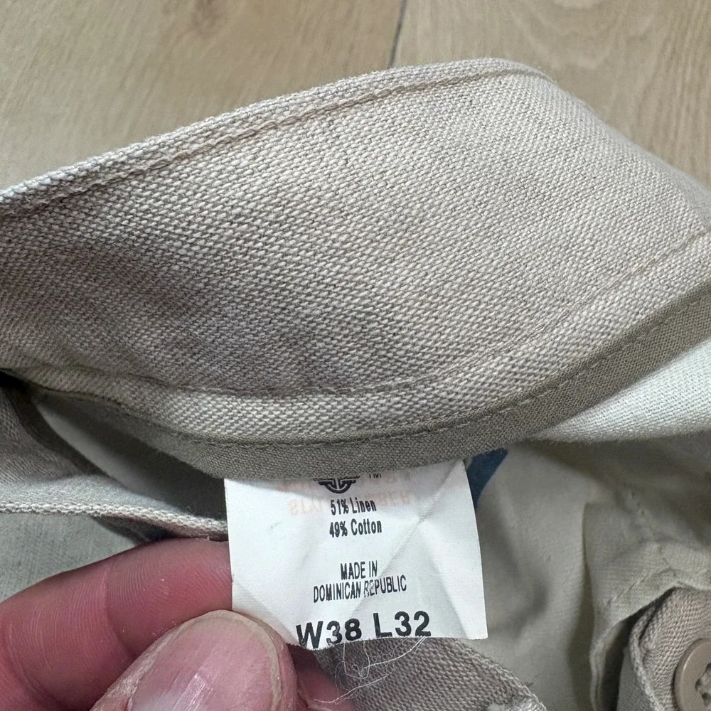 Dockers Khakis Mens 38x32 No Wrinkle Linen Pleated Pants Classic Fit Beige Cuff